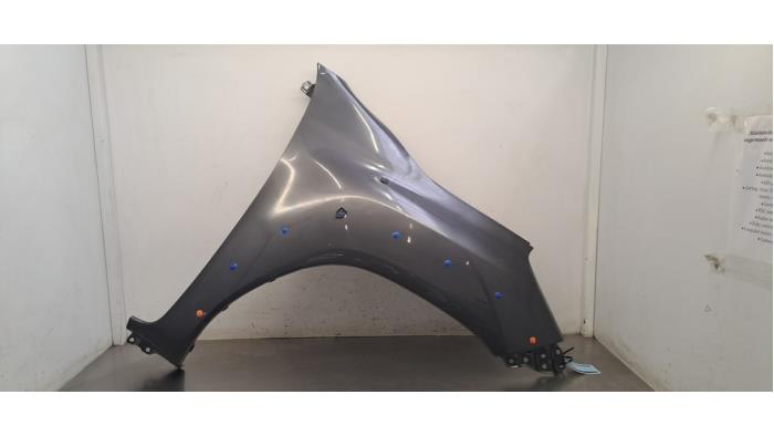 Aile avant droite Toyota Hilux