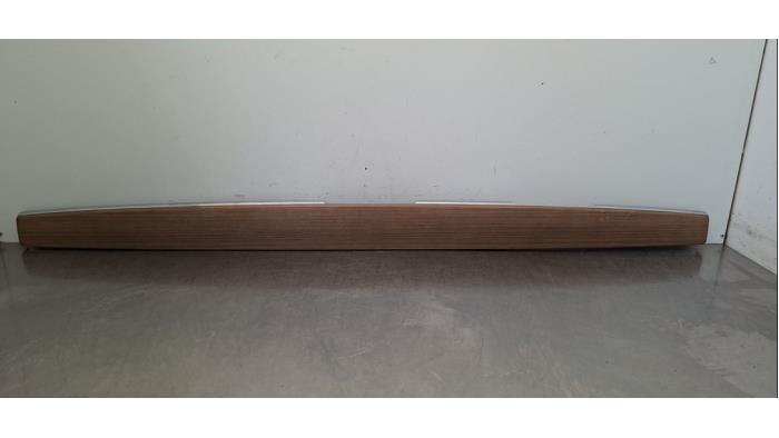 Bande décorative de tableau de bord Tesla Model Y