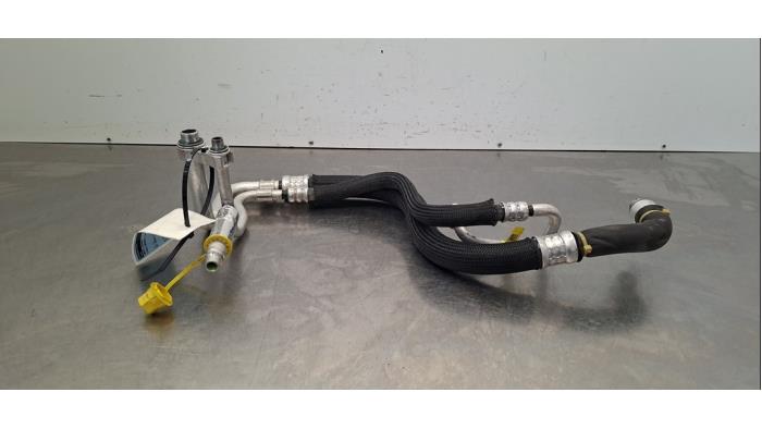 Tuyau clim Tesla Model Y