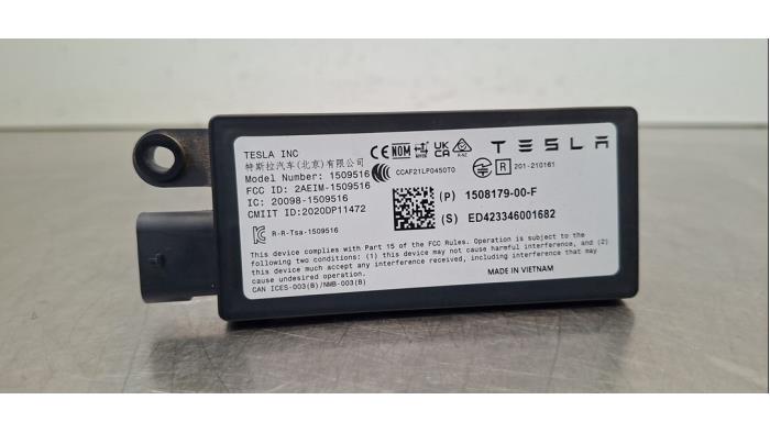 Antenne bluetooth Tesla Model Y