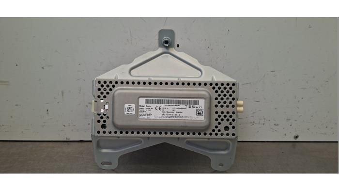 Amplificateur radio Tesla Model Y