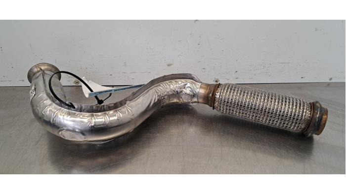 Tube échappement central Opel Corsa