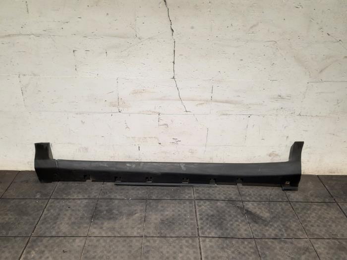 Marche-pied (list de couverture) gauche Ford Ecosport