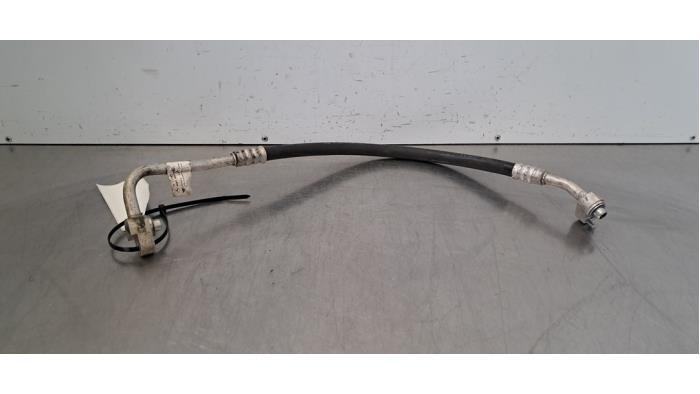 Tuyau clim Mercedes Vito