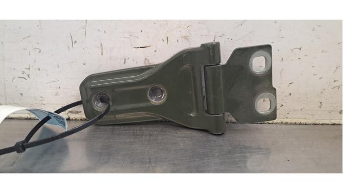 Charnière porte avant gauche Jeep Wrangler