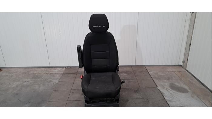 Siège gauche Fiat Ducato