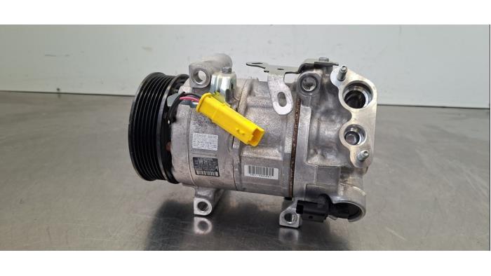 Pompe clim Opel Corsa