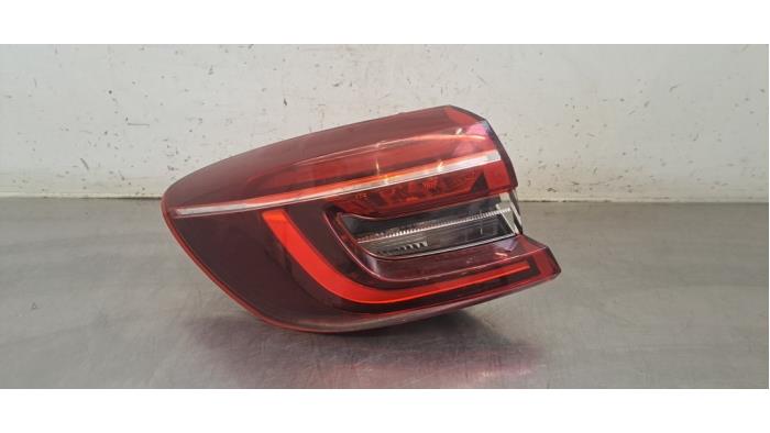 Luz trasera izquierda Renault Clio