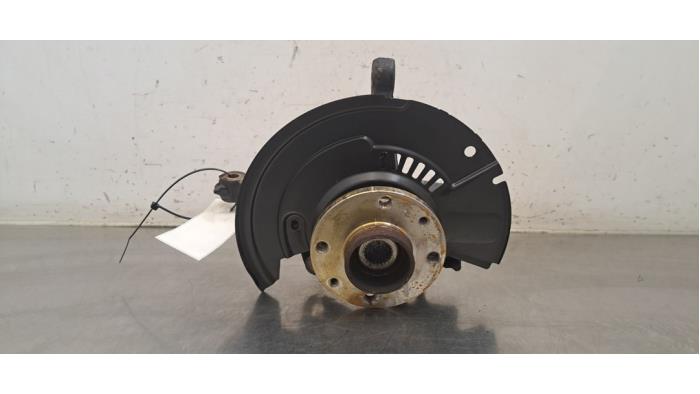Fusee linksvoor Renault Clio