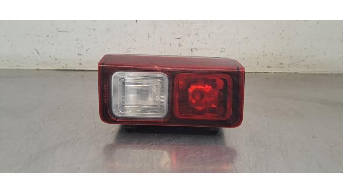 Feu de recul droit Fiat Talento