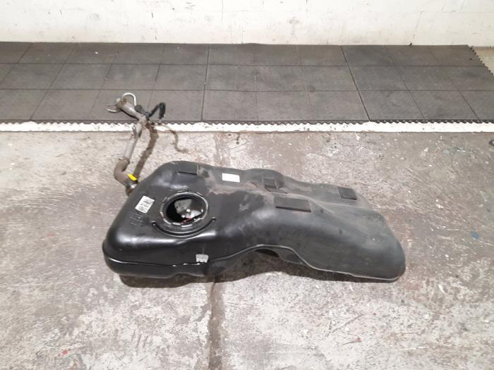 Réservoir de carburant Jaguar E-Pace