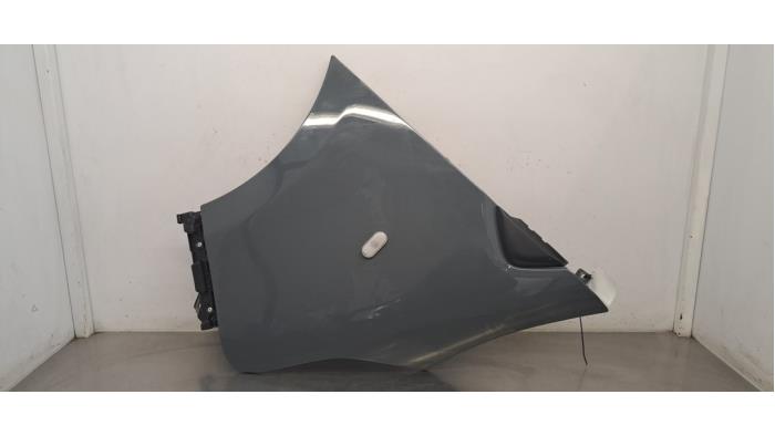 Aile avant droite Fiat Talento