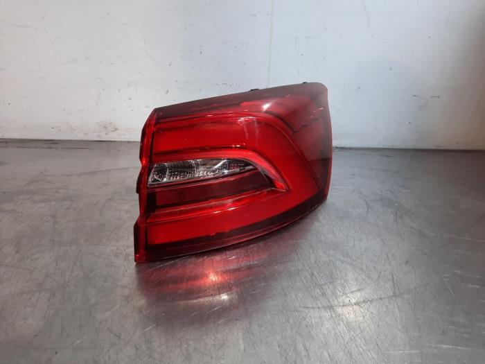 Feu arrière droit MG Marvel R