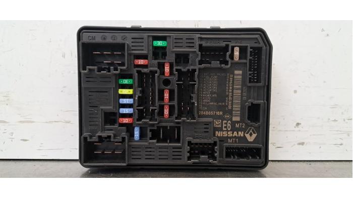 Boîte à fusibles Dacia Sandero