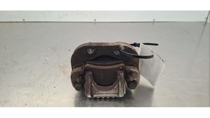 Etrier de frein (pince) avant droit Aixam City S