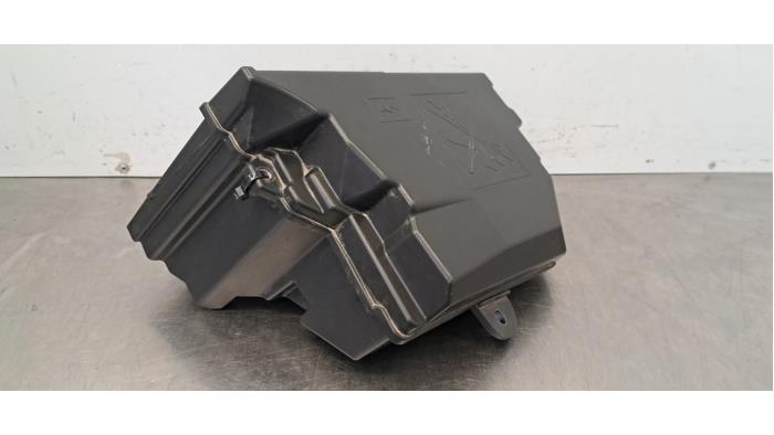 Boîte à fusibles Dacia Sandero