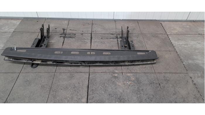 Cadre pare-chocs arrière Ford Transit