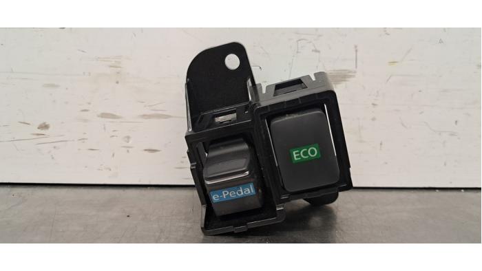 Commutateur (divers) Nissan Leaf