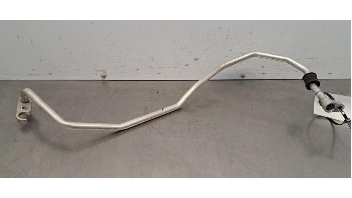 Tuyau clim Nissan Leaf