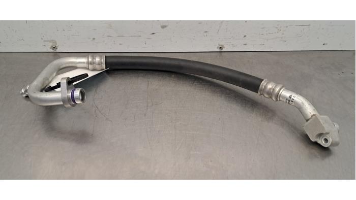 Tuyau clim Nissan Leaf