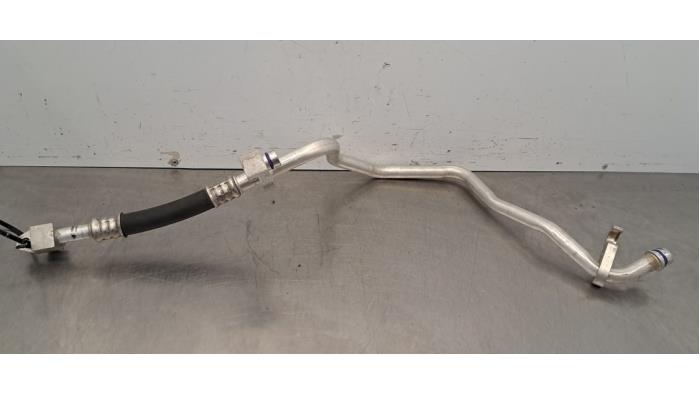 Tuyau clim Nissan Leaf