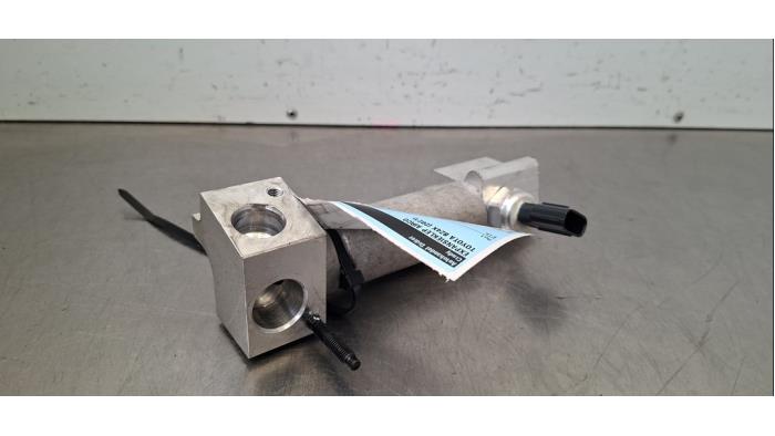 Valve d'expansion clim Toyota bZ4X