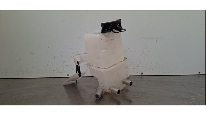 Réservoir d'expansion Toyota bZ4X