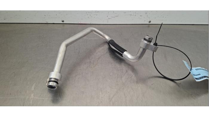 Tuyau clim Toyota bZ4X