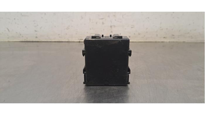 Module essuie-glace Toyota bZ4X