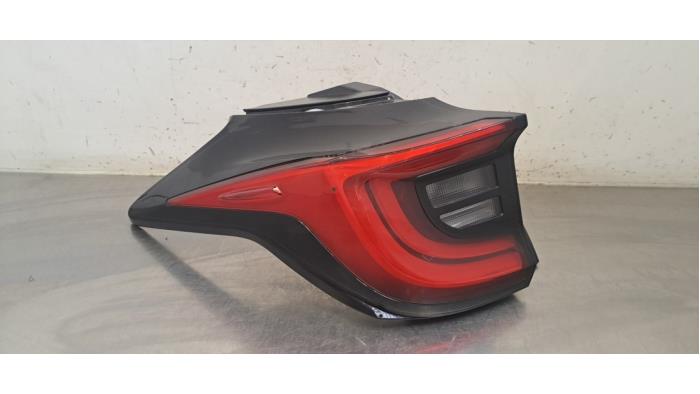 Feu arrière gauche Toyota Yaris