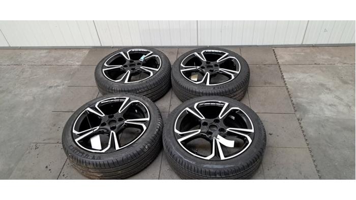 Kit jantes + pneumatiques Opel Corsa