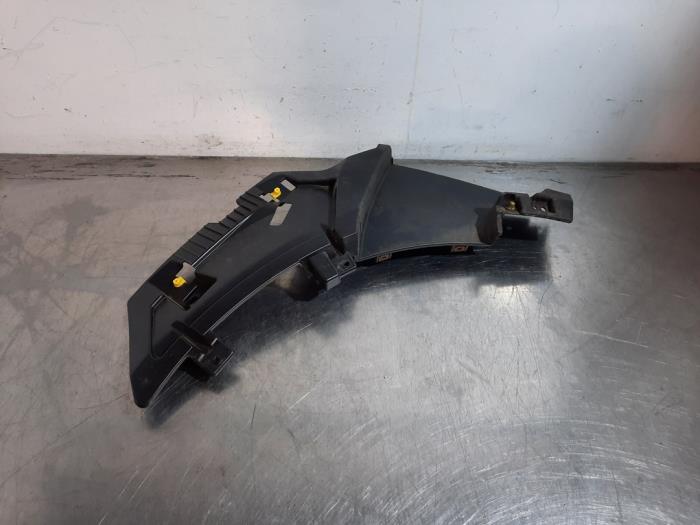 Support pare-chocs avant droit Jaguar E-Pace