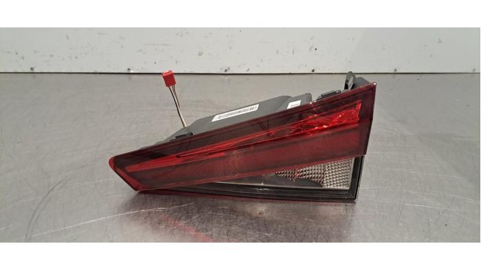 Feu arrière droit Skoda Fabia