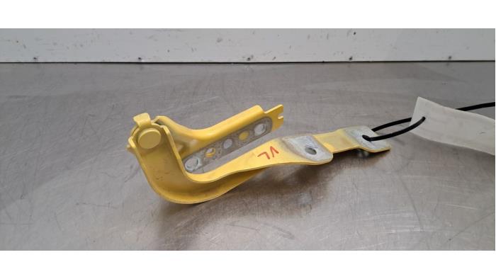 Charnière capot MG MG3