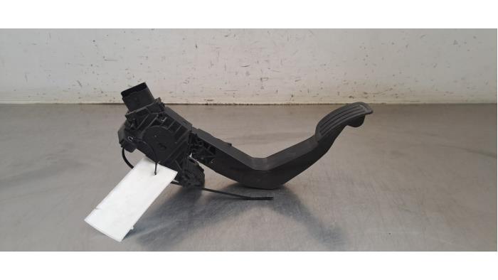 Pédale d'accélérateur Peugeot 208