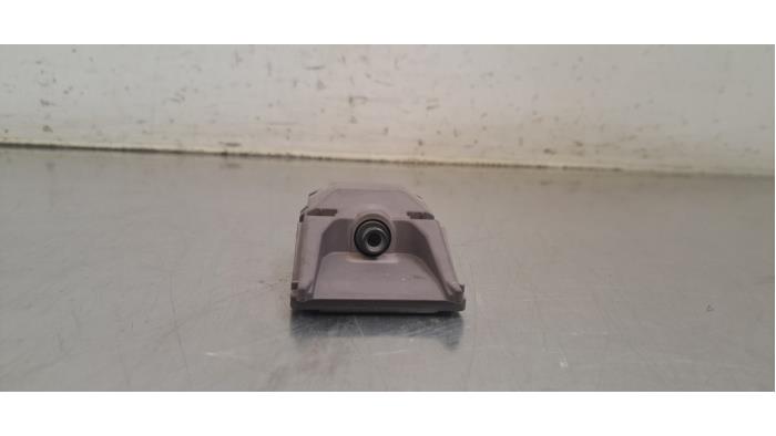 Caméra avant Peugeot 208