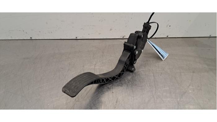 Pédale d'accélérateur MG MG3