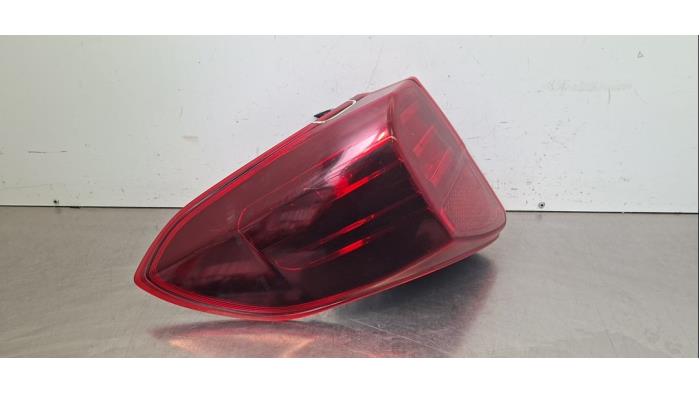 Feu arrière gauche Suzuki Vitara