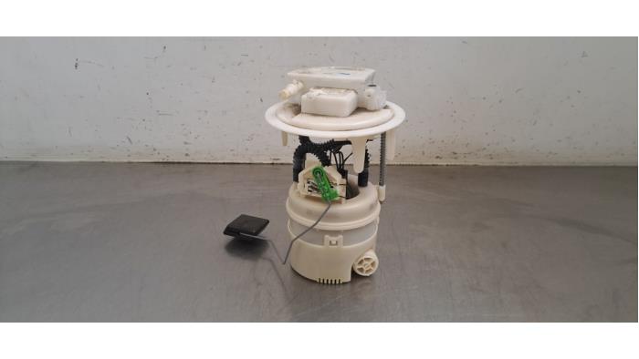 Pompe carburant électrique Peugeot 208