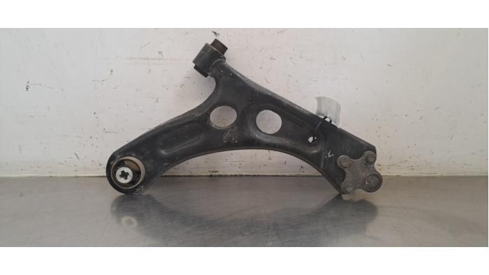 Bras de suspension avant gauche Peugeot 208