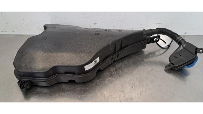 Réservoir lave-glace avant BMW 4-Série