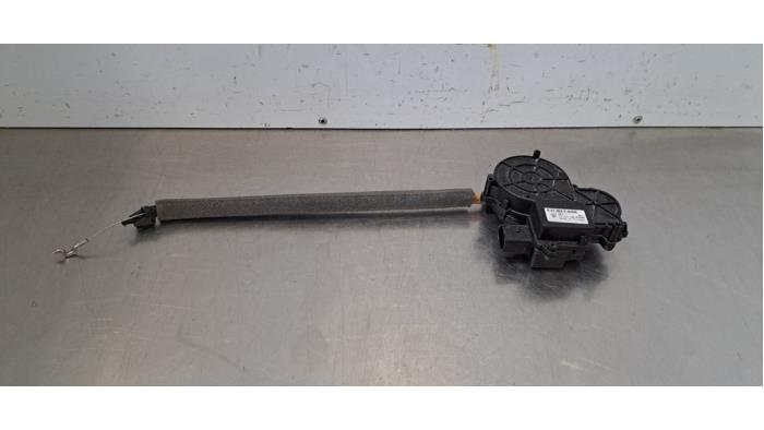 Moteur fermeture auxiliaire hayon Porsche Taycan