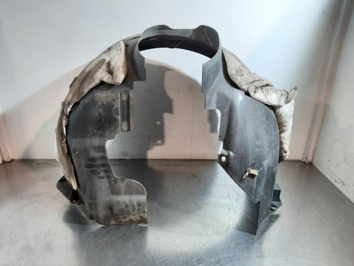 Passage de roue Ford Transit Connect