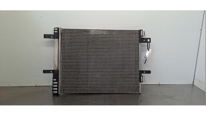 Condensateur clim Peugeot 5008