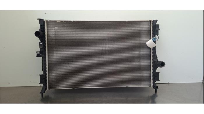 Radiateur Peugeot 5008