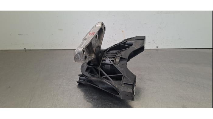 Support moteur Peugeot 5008
