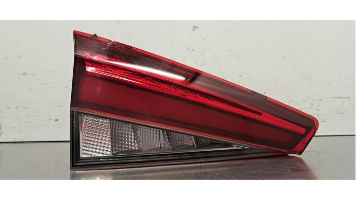 Feu arrière gauche Skoda Fabia