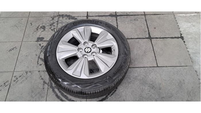 Jante + pneumatique Suzuki Vitara