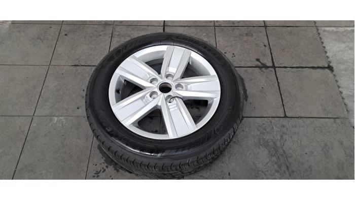 Jante + pneumatique Volkswagen Transporter