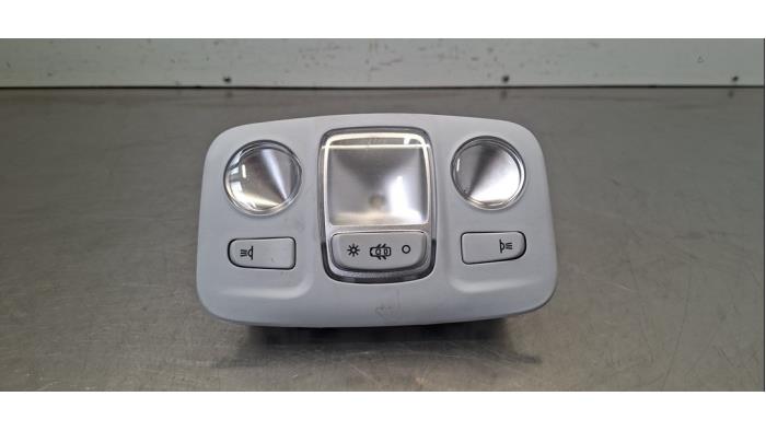 Eclairage intérieur avant Peugeot 5008